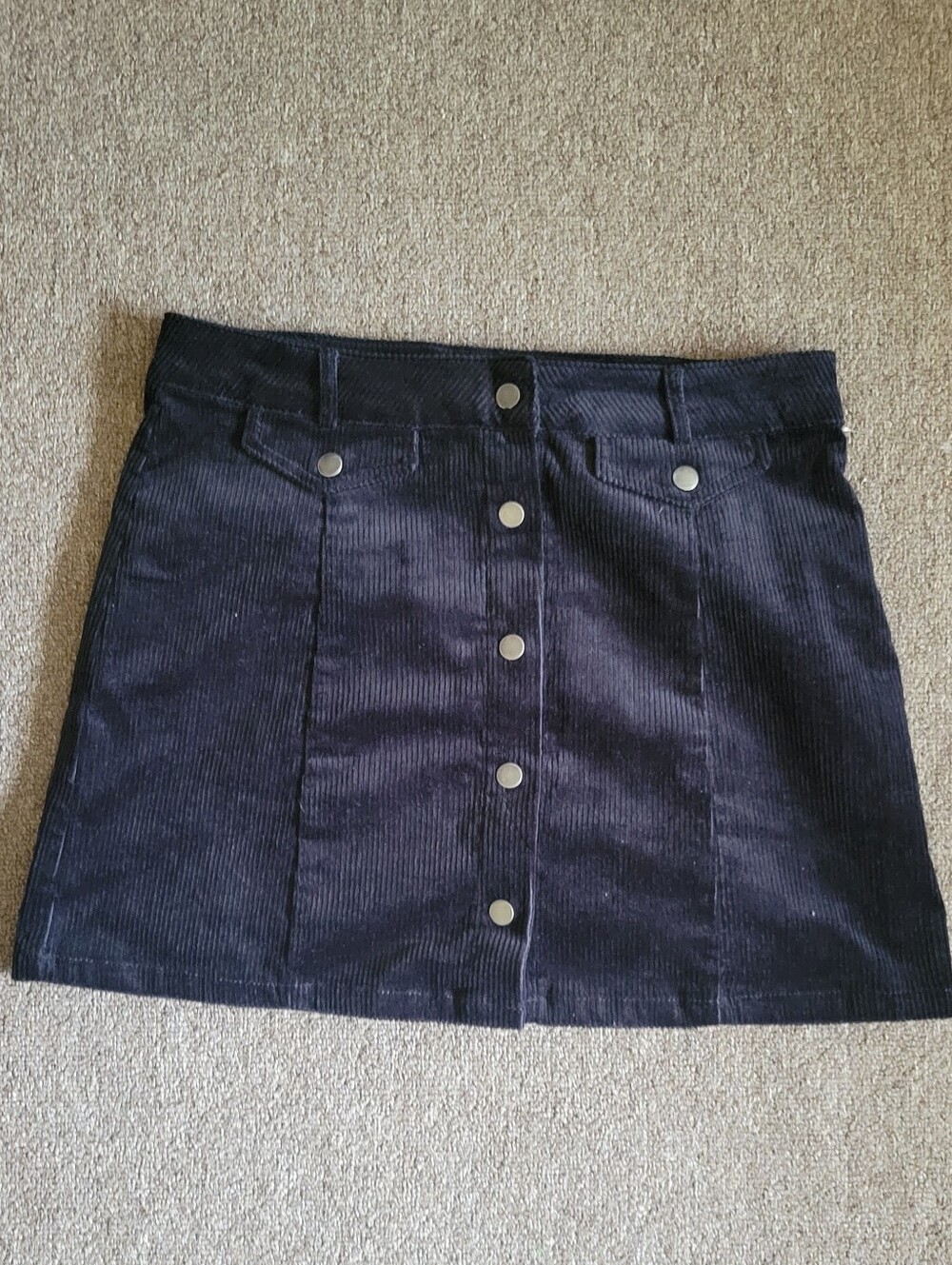 NWOT Women's Love Tree  Size L Black Corduroy Button Snap down Mini Skirt
